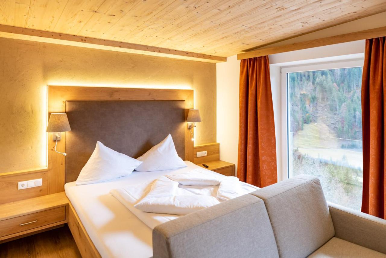 Hotel Tiroler Herz Hinterhornbach Eksteriør bilde