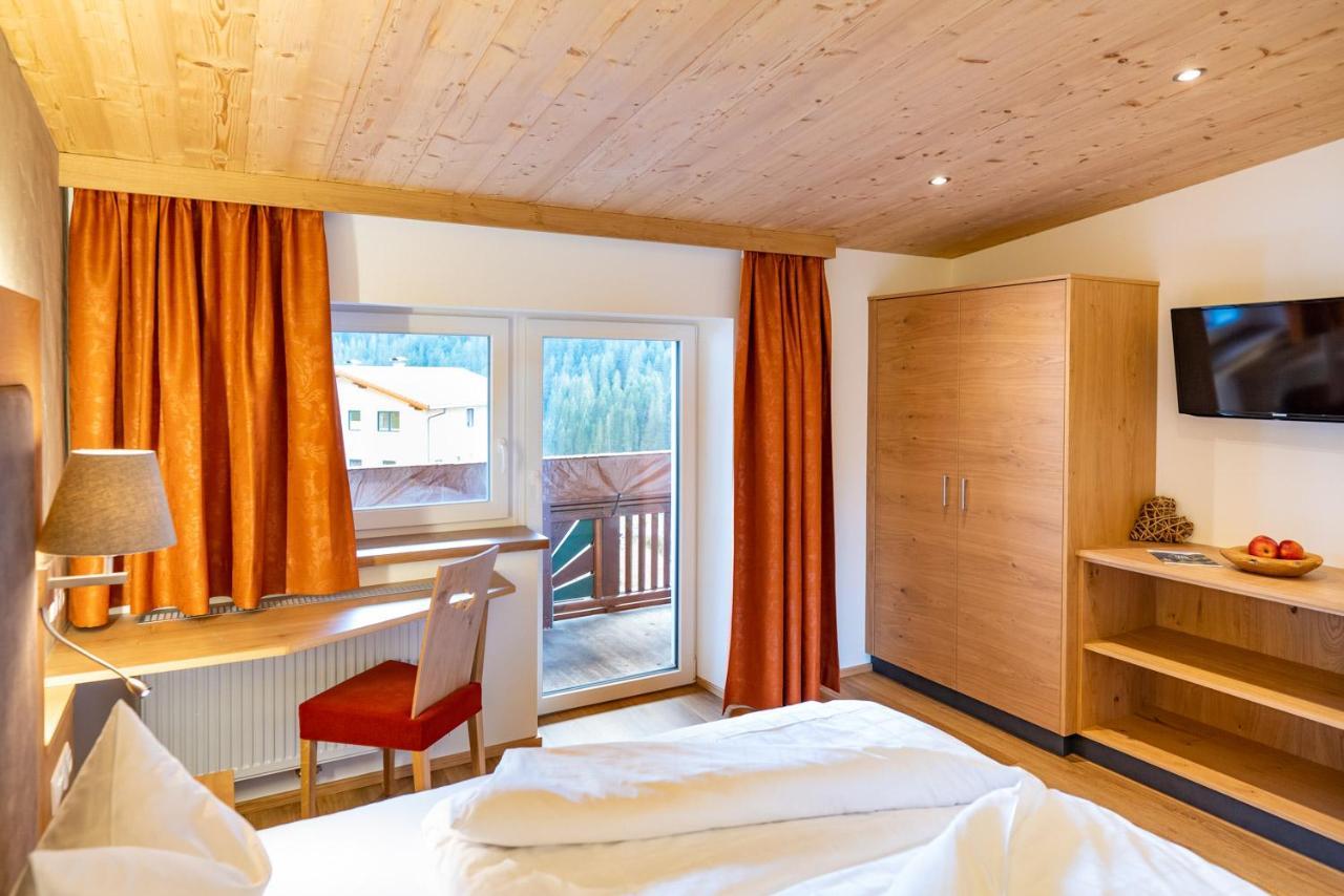 Hotel Tiroler Herz Hinterhornbach Eksteriør bilde