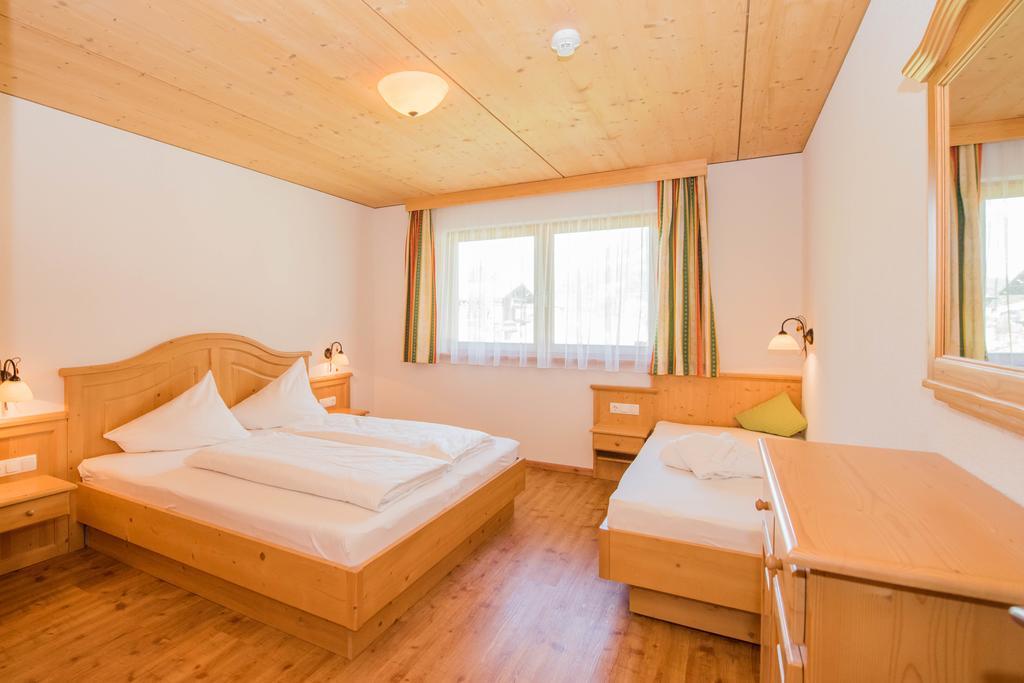 Hotel Tiroler Herz Hinterhornbach Eksteriør bilde